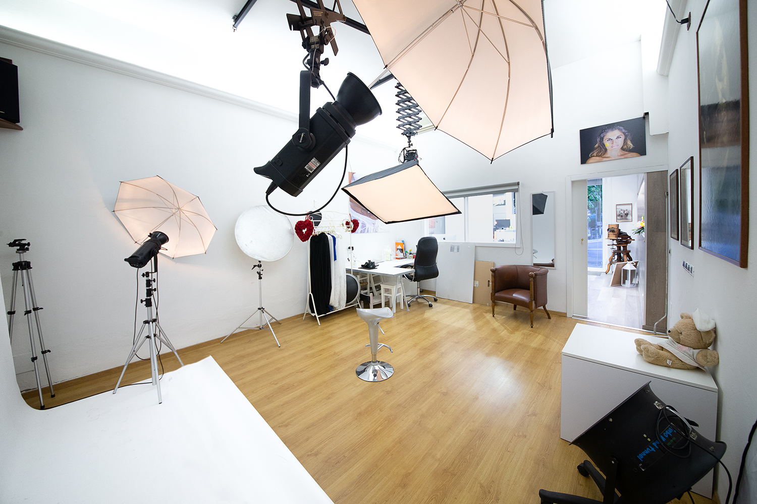 STUDIO FOTOGRAFICO A FOLLONICA